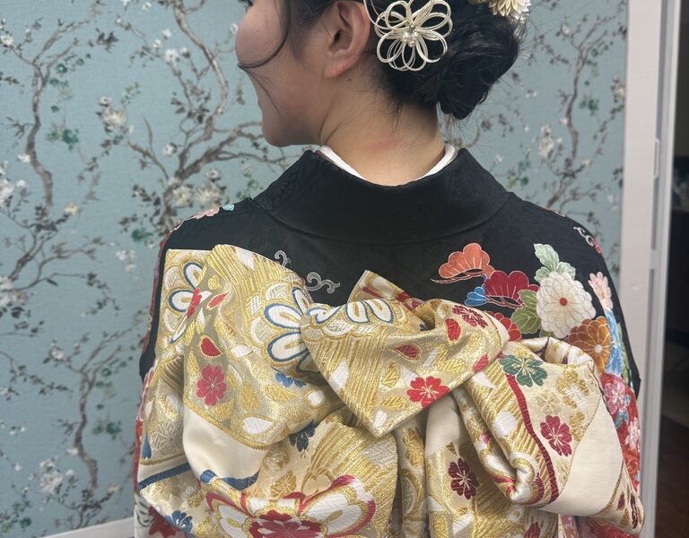 相模原市 はたちのつどい 成人式　 ご予約を！